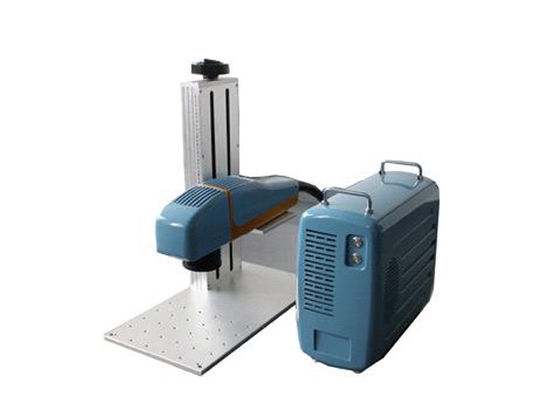 Çin Paslanmaz Çelik Sac, Metal İşaretleme Makinası JPT Kaynak Mini Lazer İşaretleme Makinesi Tedarikçi