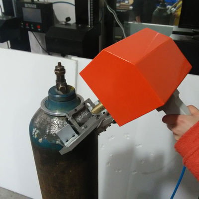 Çin Gaz Silindir Şişe Pnömatik Dot Peen İşaretleme Makinesi Tarih Numarası ISO Sertifikası Tedarikçi